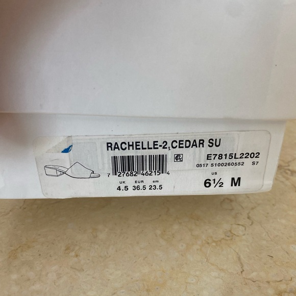 Vince Suede Sandals - Picture 4 of 7